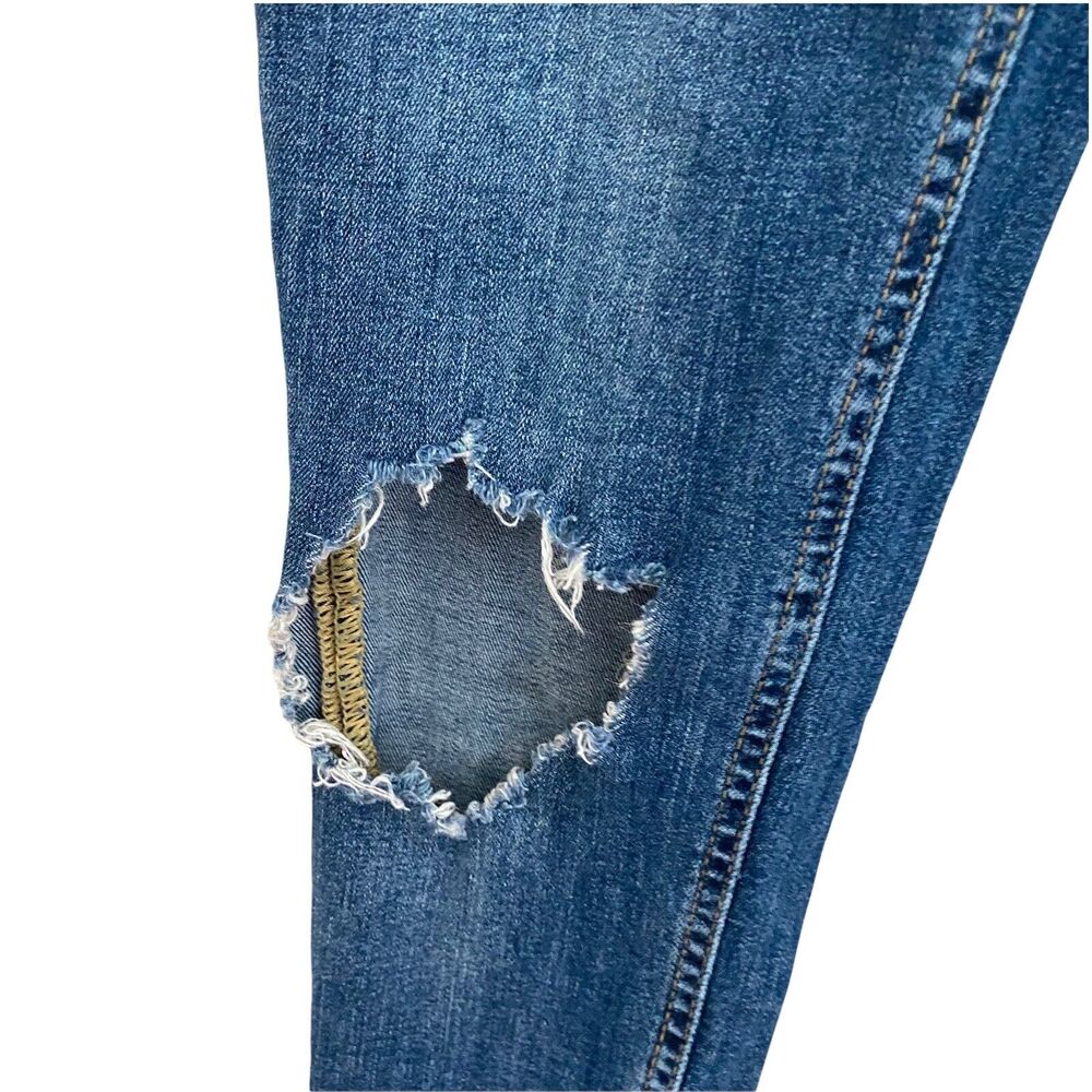 Free People 27 Skinny Jeans Distressed Medium Blue Denim Holes Stretch - Picture 5 of 10
